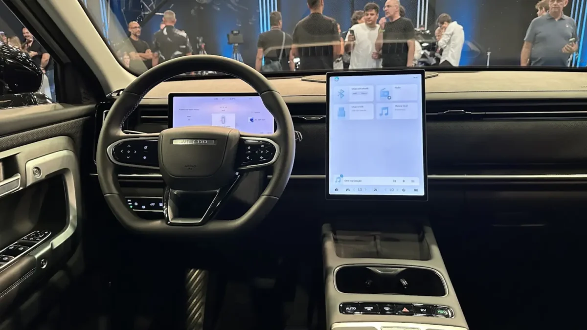 BYD Song Pro ou Jaecoo 7 Elite? Descobrimos qual SUV vale mais a pena em 2026