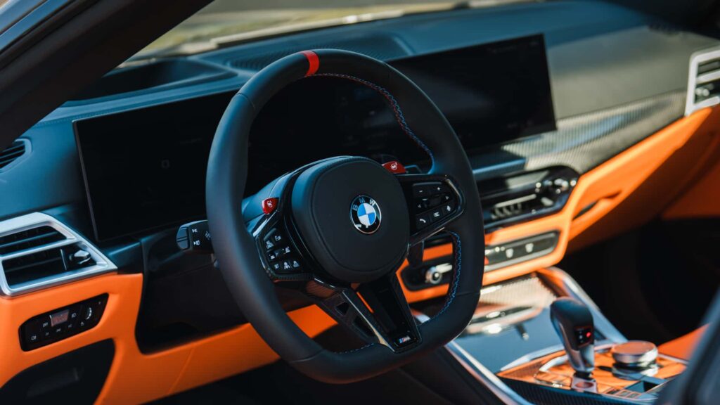 BMW abre pré-venda do novo M4 Competition no Brasil e valor chama atenção