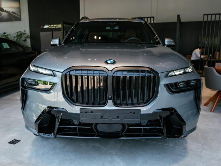 BMW X7 de R$ 1 milhão mostra luxo extremo e detalhes que parecem de jatinho particular