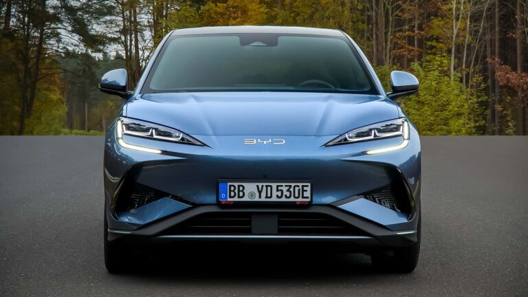 BYD lança Sealion 7 no Brasil: SUV elétrico custa R$ 339.990