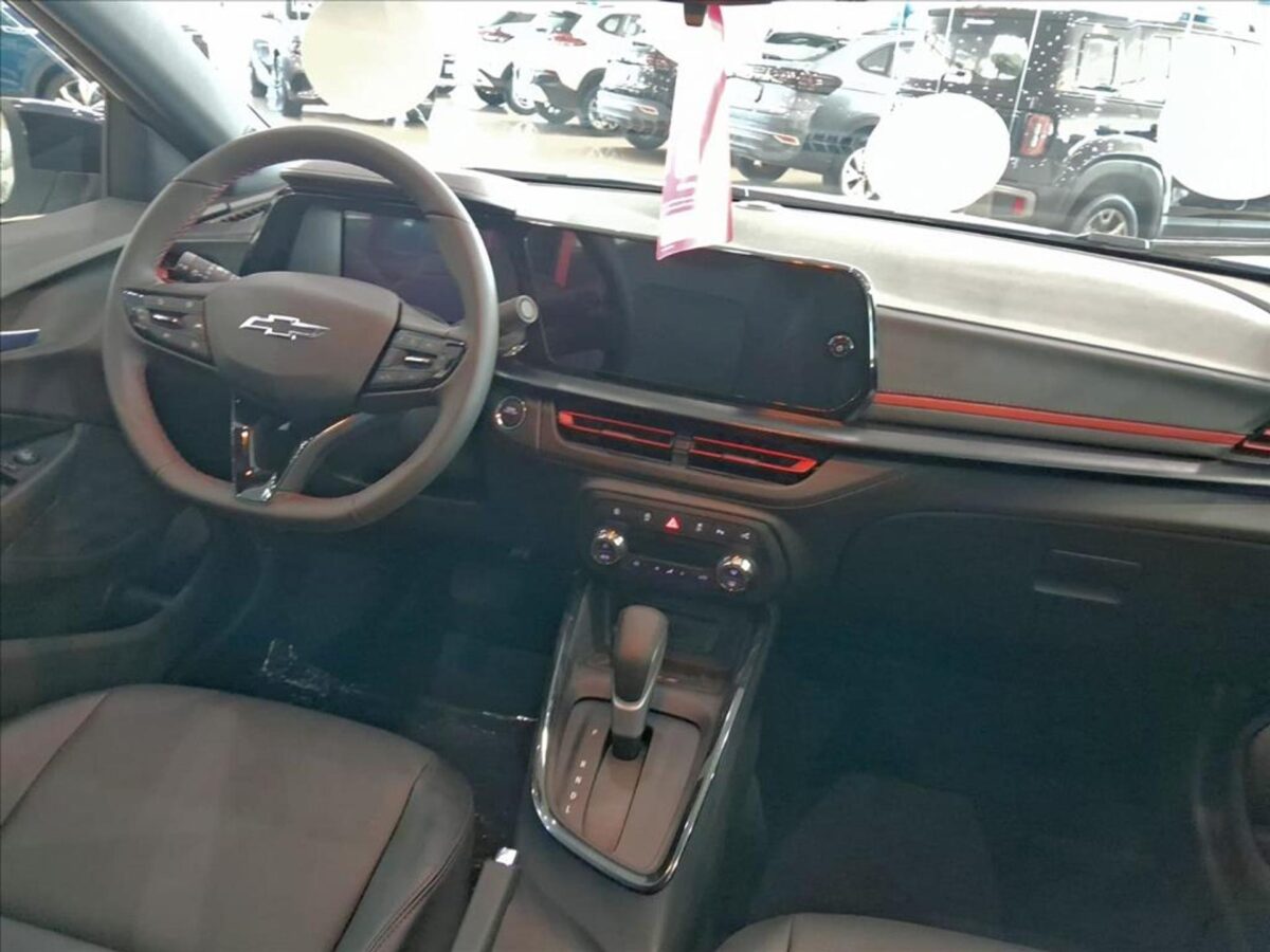 Chevrolet Sonic vale a pena? Avaliação mostra consumo e todos os detalhes