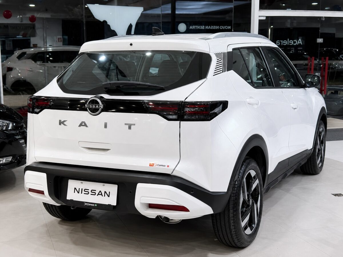 Nissan Kait Exclusive 2026 encara longa viagem e revela seus pontos fortes e limitações