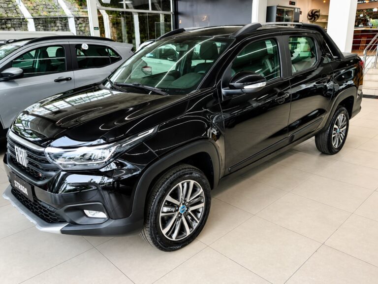 Fiat Strada Volcano 1.3 CVT: o que entrega uma das versões mais completas da picape