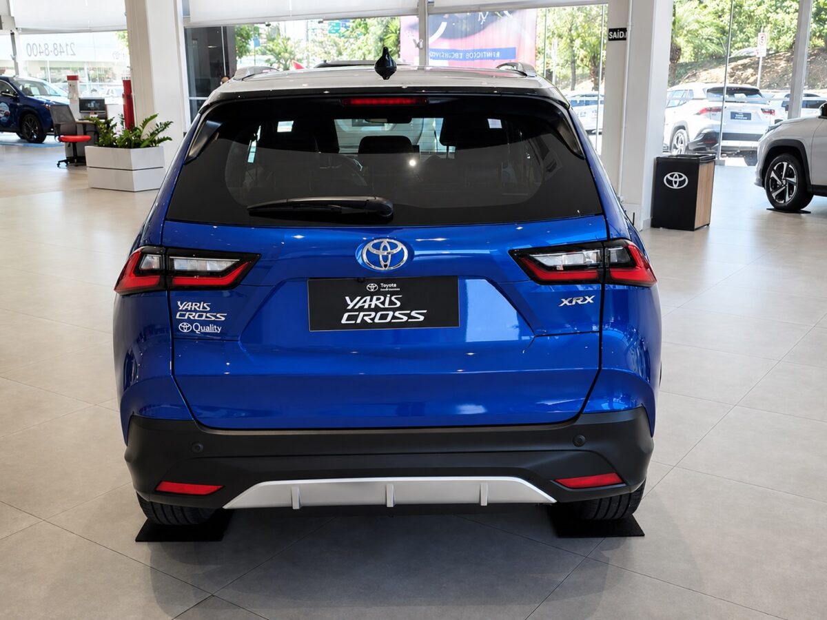 Toyota Yaris Cross XRX 2026 aposta no conforto, mas é preciso entender o que ele entrega