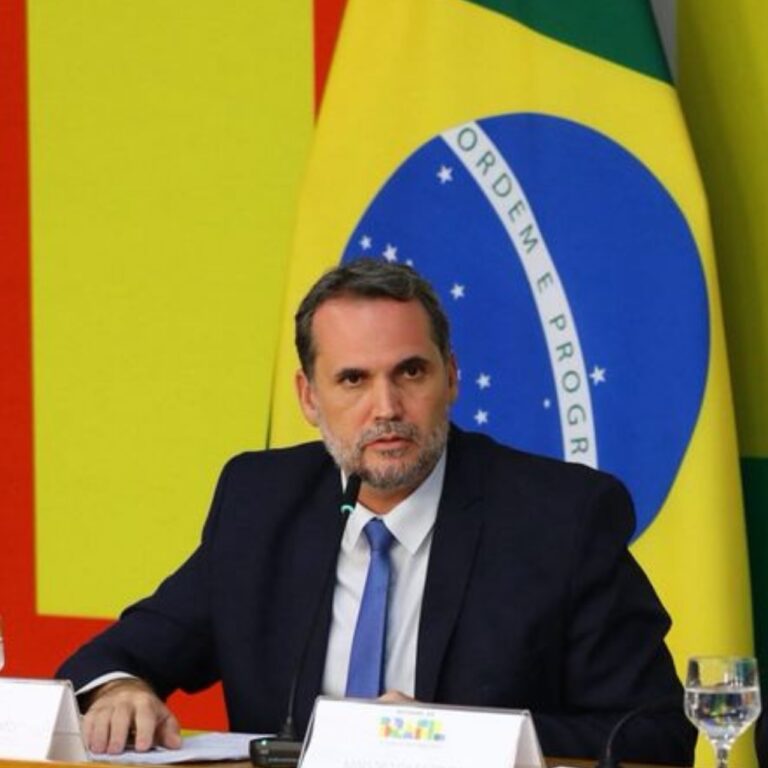 Governo avalia ajuda na gasolina com gasto de R$ 1,2 bilhão por mês