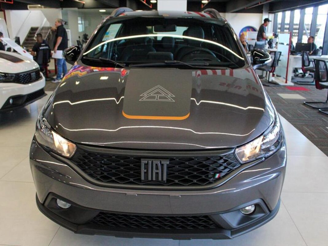 Fiat Argo Trekking 2026 chama atenção pelo pacote e preço quase igual ao Pulse Drive
