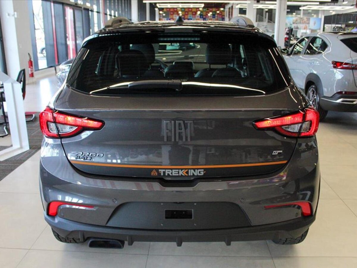 Fiat Argo Trekking 2026 chama atenção pelo pacote e preço quase igual ao Pulse Drive