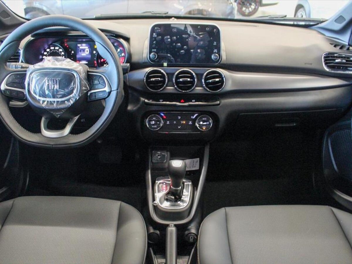 Fiat Argo Trekking 2026 chama atenção pelo pacote e preço quase igual ao Pulse Drive