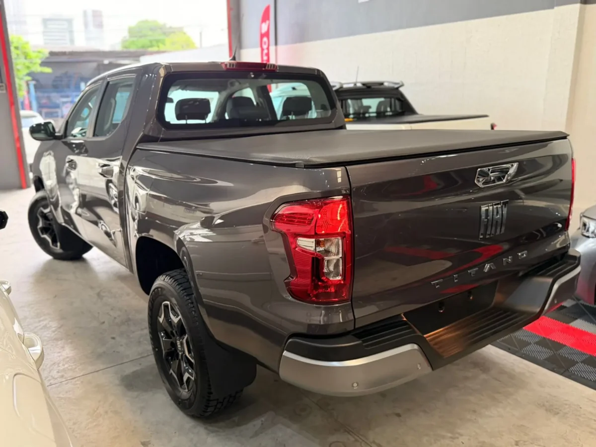 Avaliamos a Fiat Titano Volcano: vale comprar a rival da Hilux?