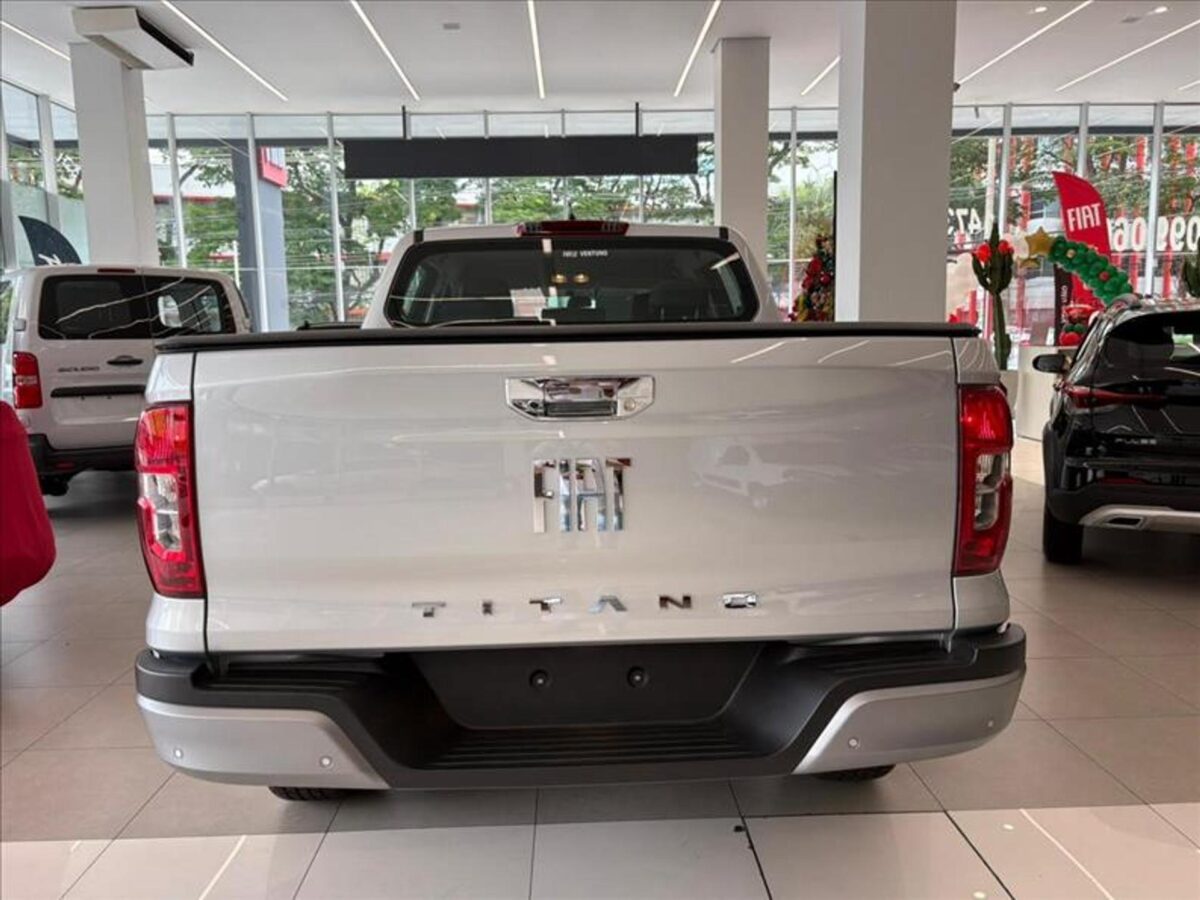 Fiat Titano Volcano 2026: veja os detalhes da versão intermediária