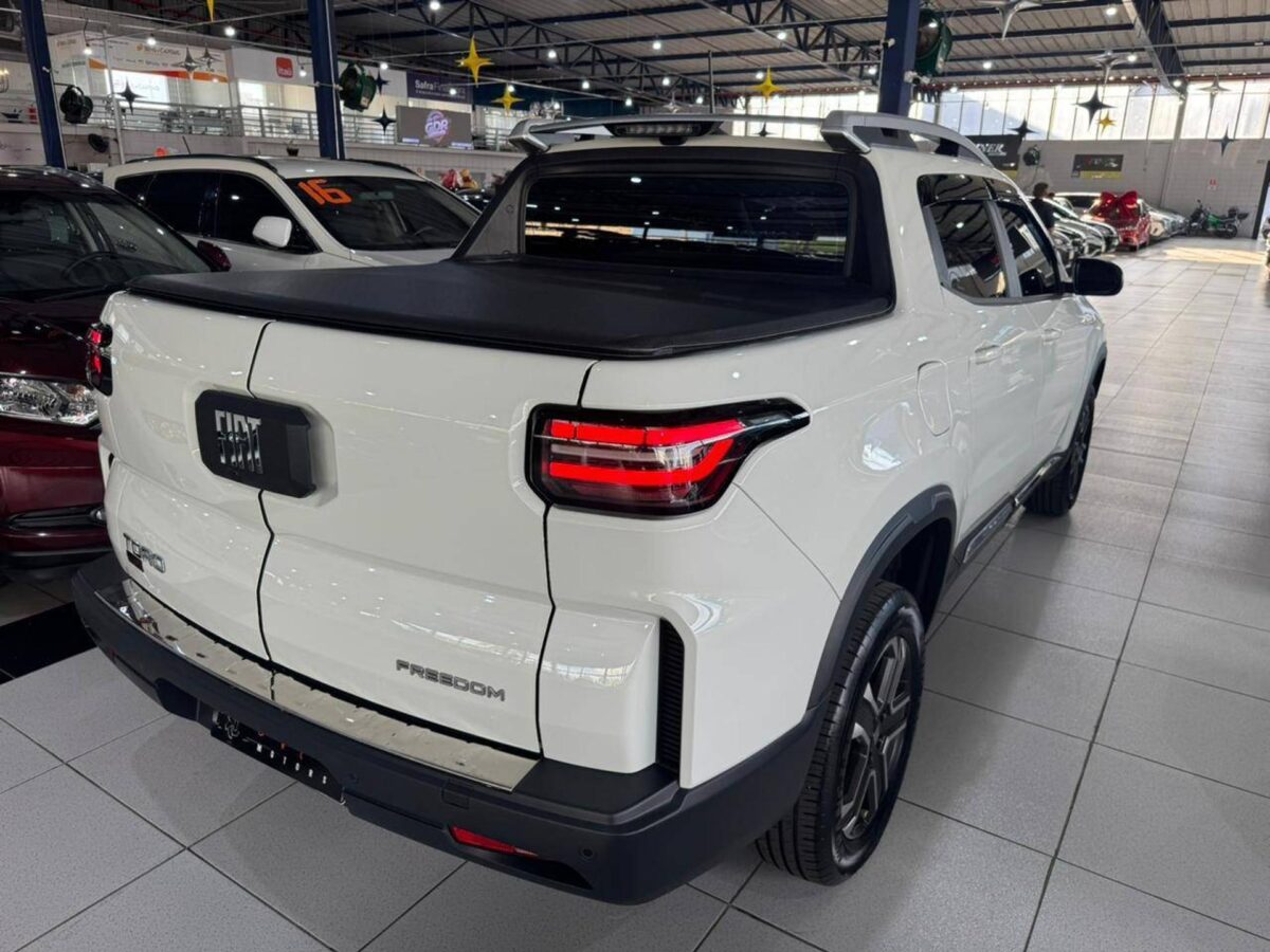 Avaliamos a nova Fiat Toro Freedom 2026: vale a pena comprar?