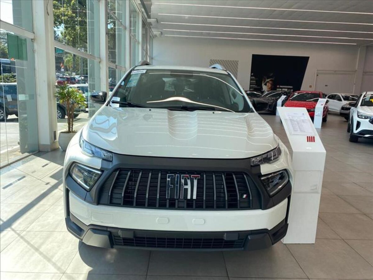 Fiat Toro bate 650 mil unidades e prepara virada híbrida inédita no Brasil