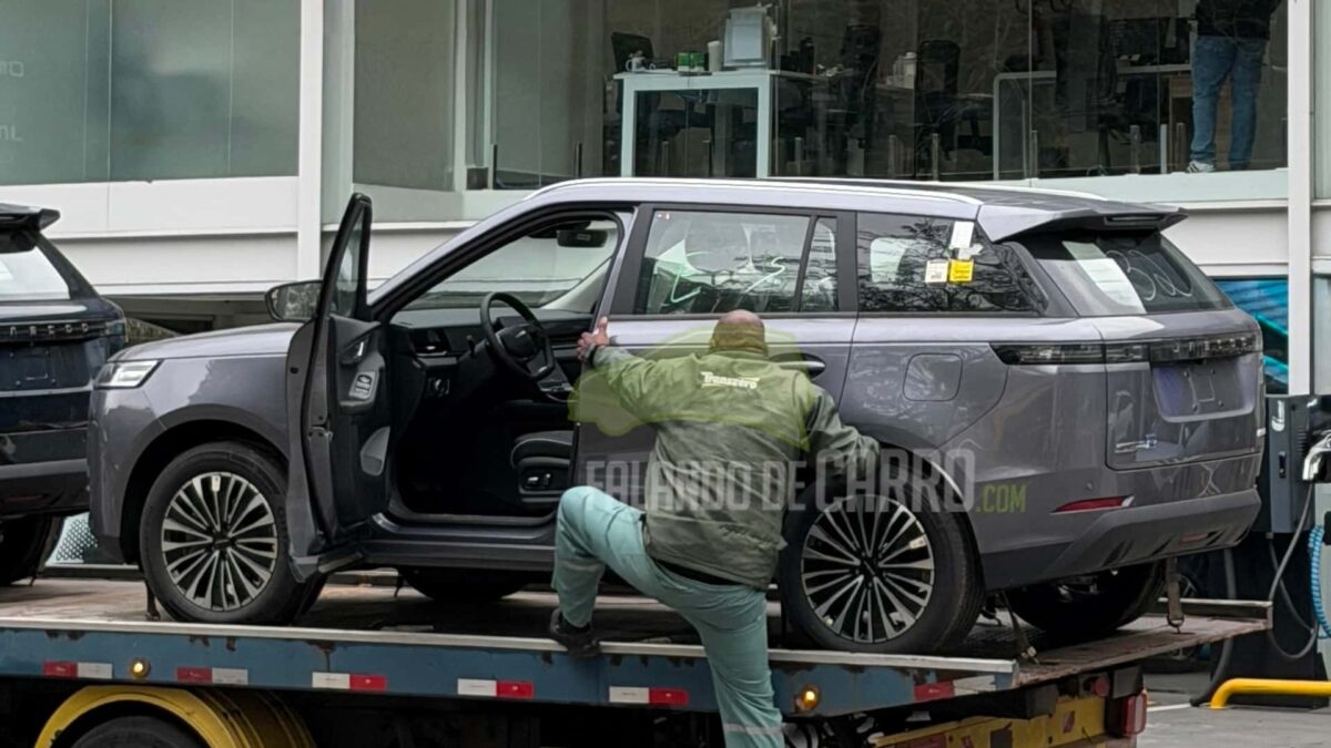 Jaecoo 5 Hybrid é flagrado em porto brasileiro e preço surpreende mercado