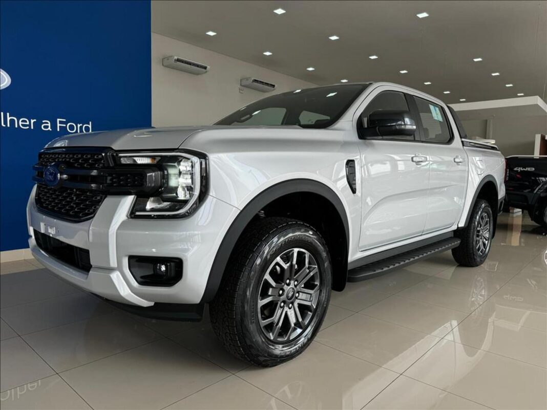 Qual Ford Ranger comprar? Comparativo mostra versões com desconto em maio