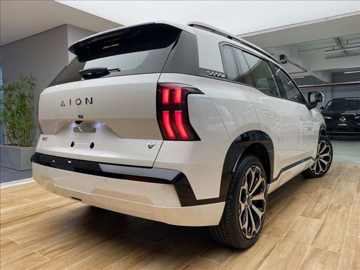 GAC Aion V 2027 surpreende na avaliação com interior de nível premium