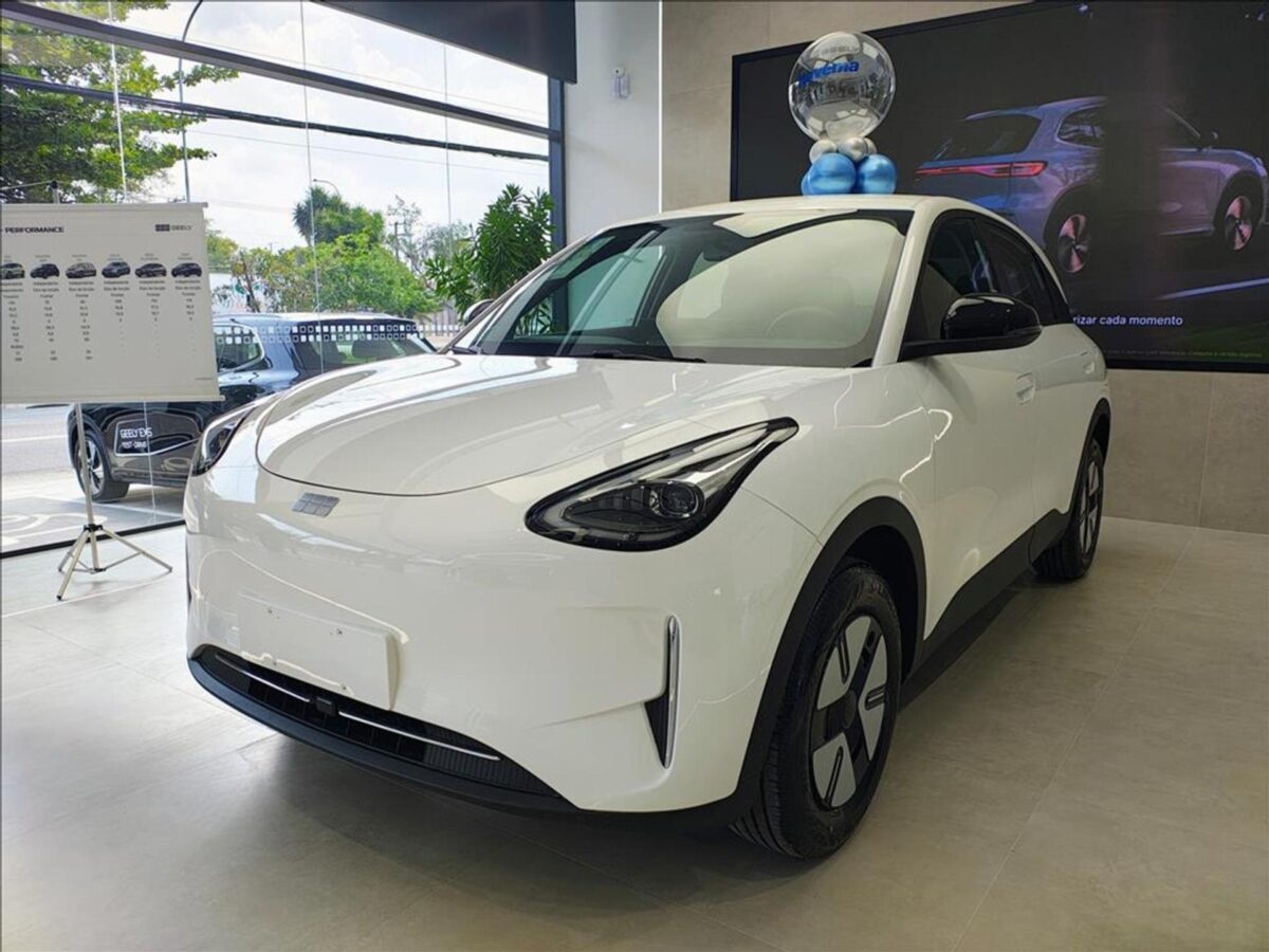 Geely EX2 despenca para R$ 99 mil com desconto exclusivo para Uber e táxi