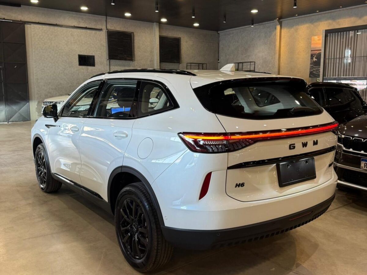 GWM Haval H6 PHEV35 ou H6 GT 2026? Descobrimos qual vale mais a pena