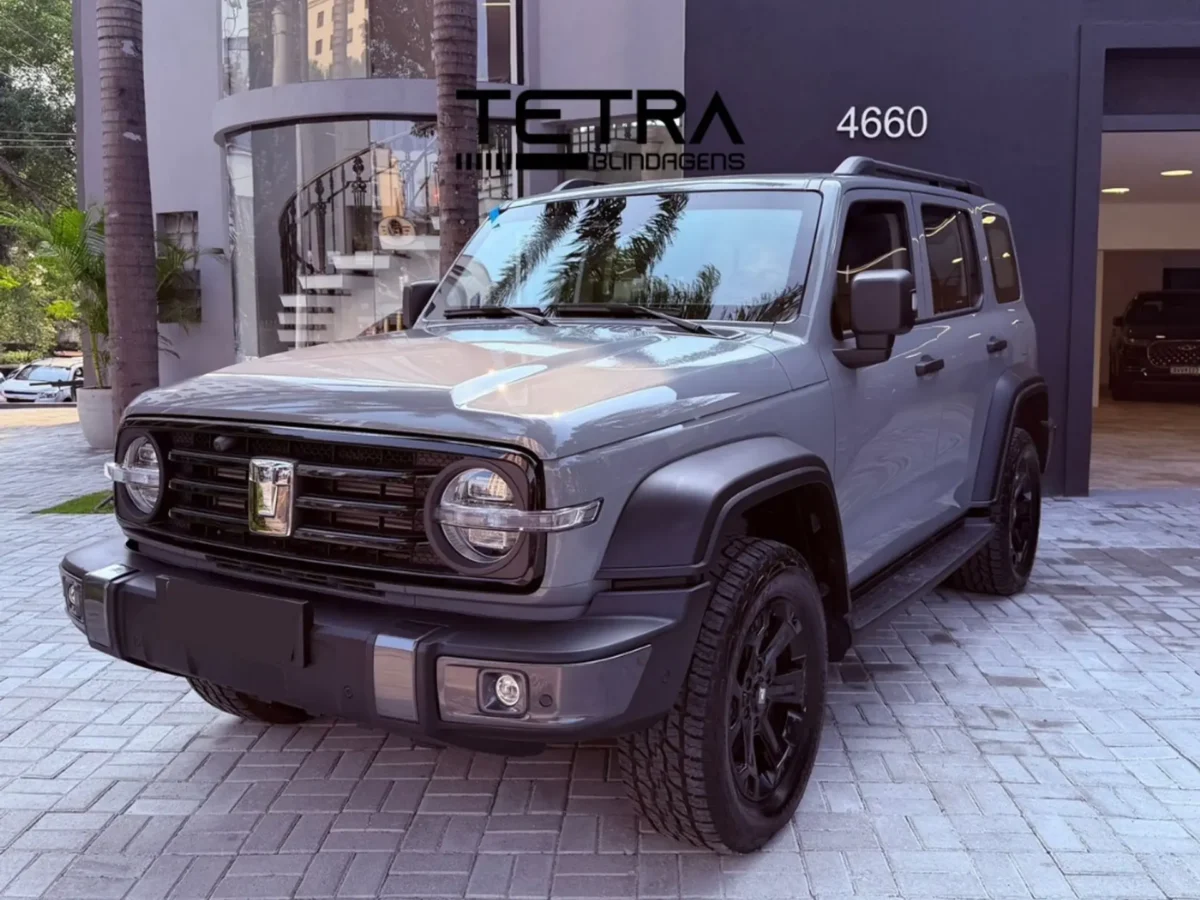 GWM Tank 300 2027 combina sistema híbrido flex com proposta off-road