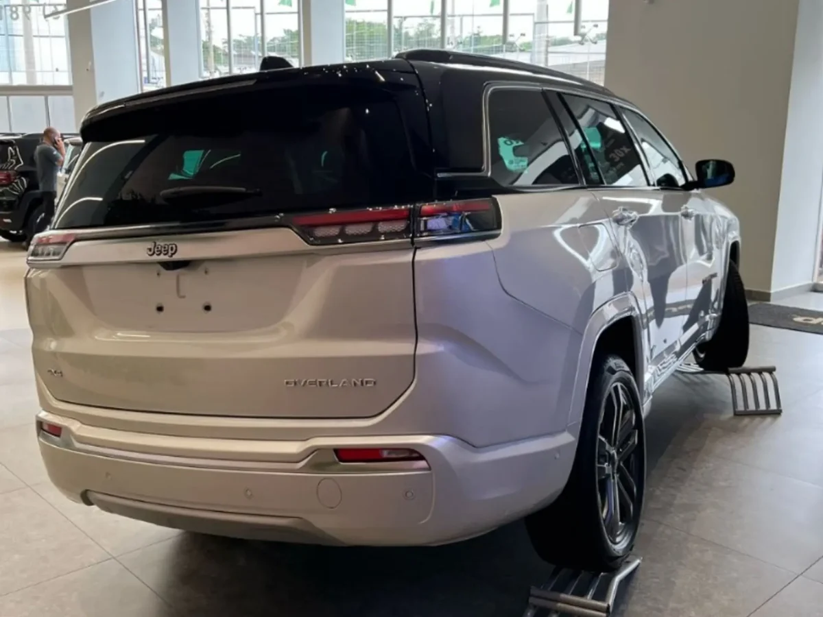 Jeep Commander Overland 2026: o SUV de 7 lugares que ainda aposta no diesel raiz