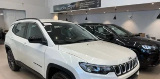 Jeep Compass Sport 2026 ganha rodas inéditas aro 18 com visual escurecido