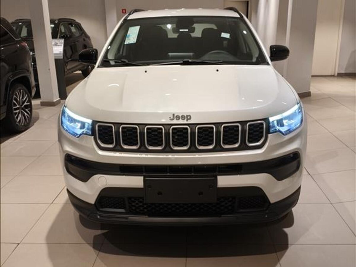 O lado bom e o ruim do Jeep Compass Sport 2026 após avaliação completa