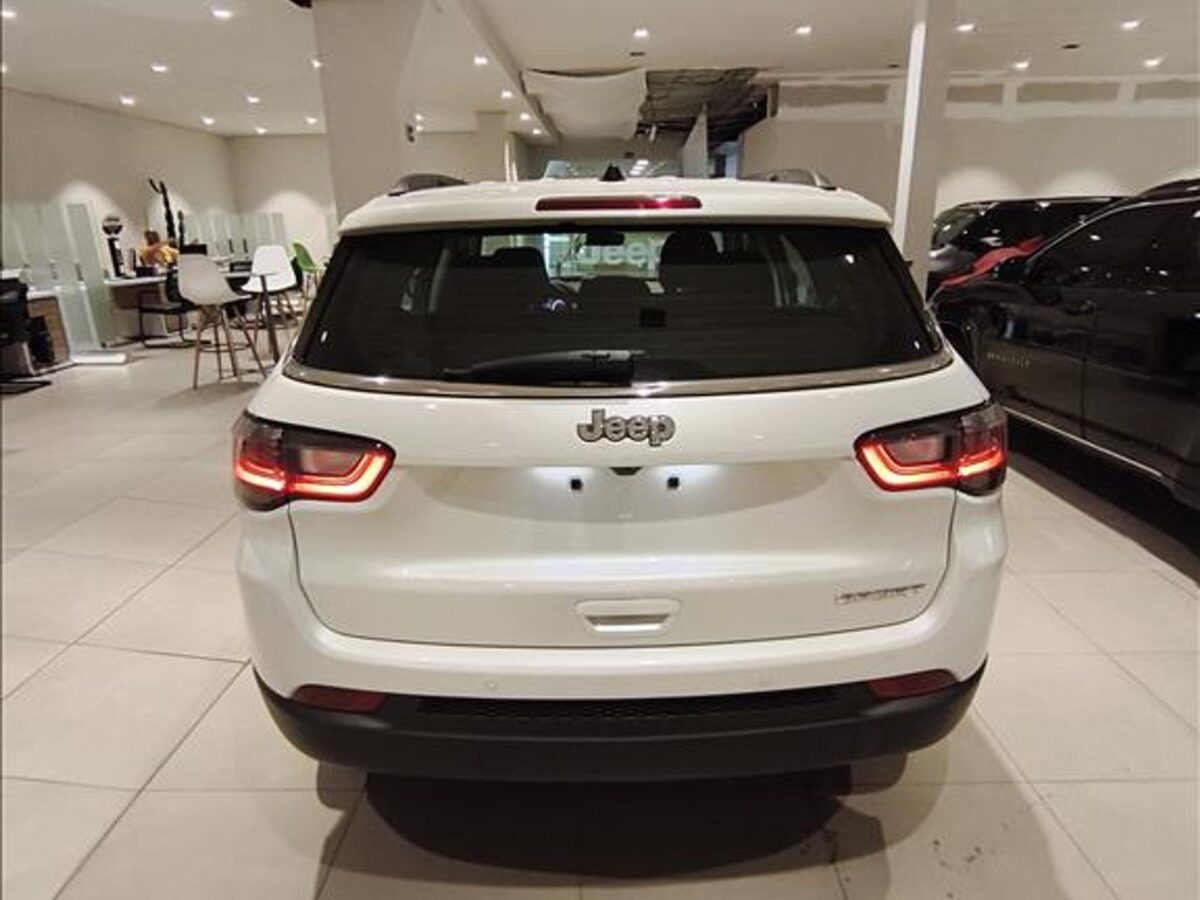 O lado bom e o ruim do Jeep Compass Sport 2026 após avaliação completa