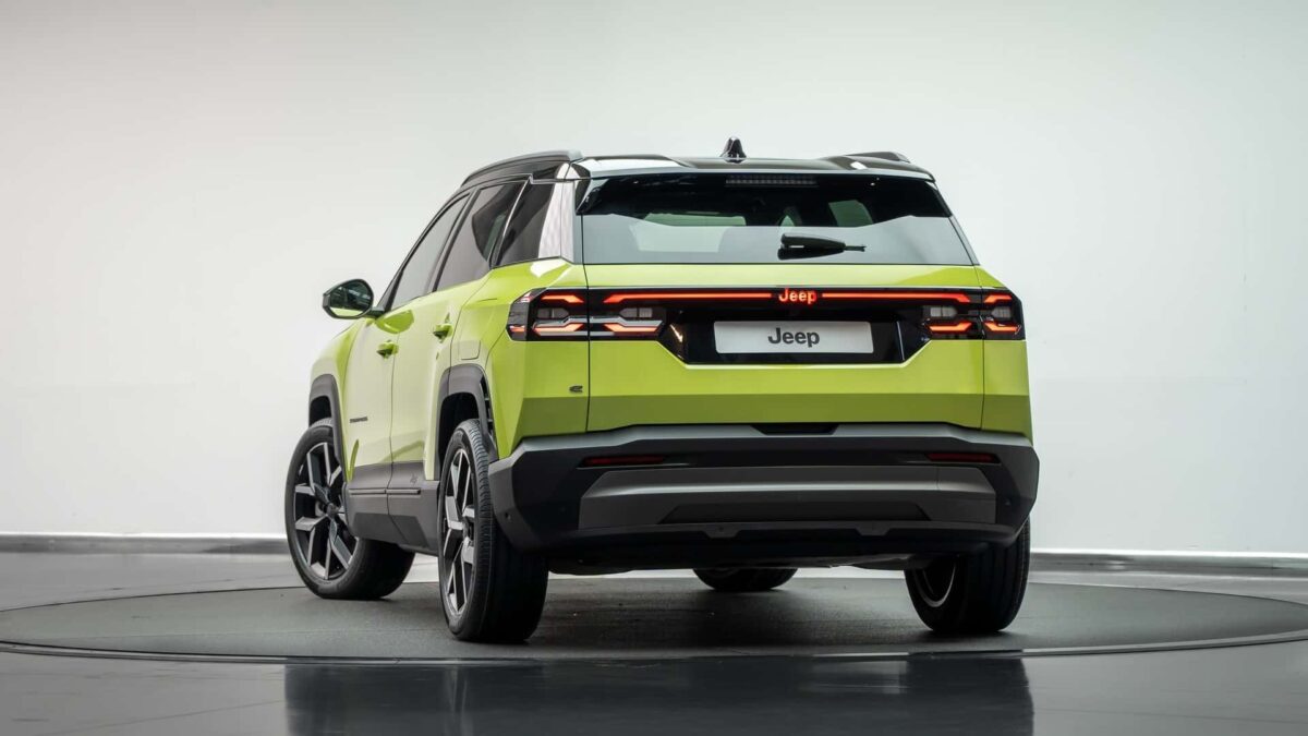 Jeep vai renovar Renegade, Compass e Commander e já prepara nova fase no Brasil