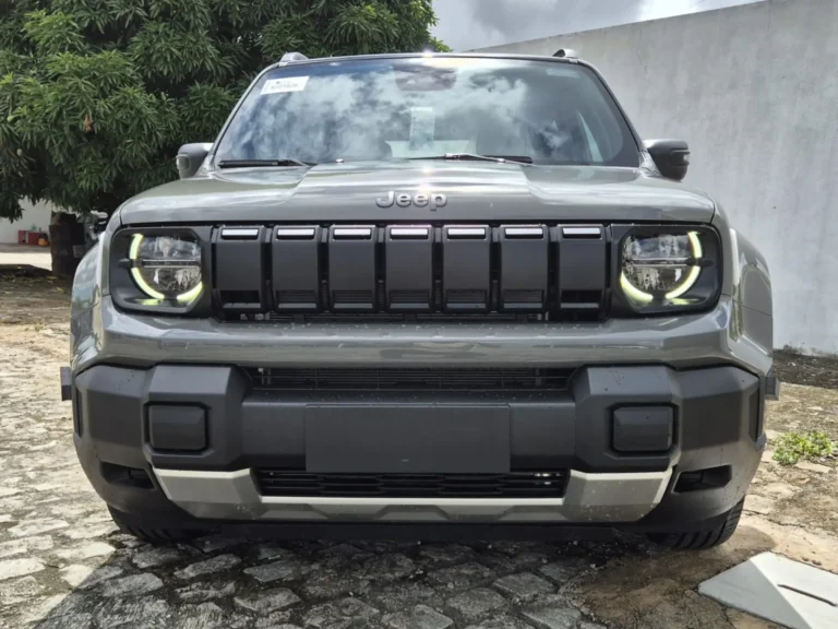 Jeep Renegade Altitude 2027: versão de entrada mantém motor turbo e aposta em equilíbrio
