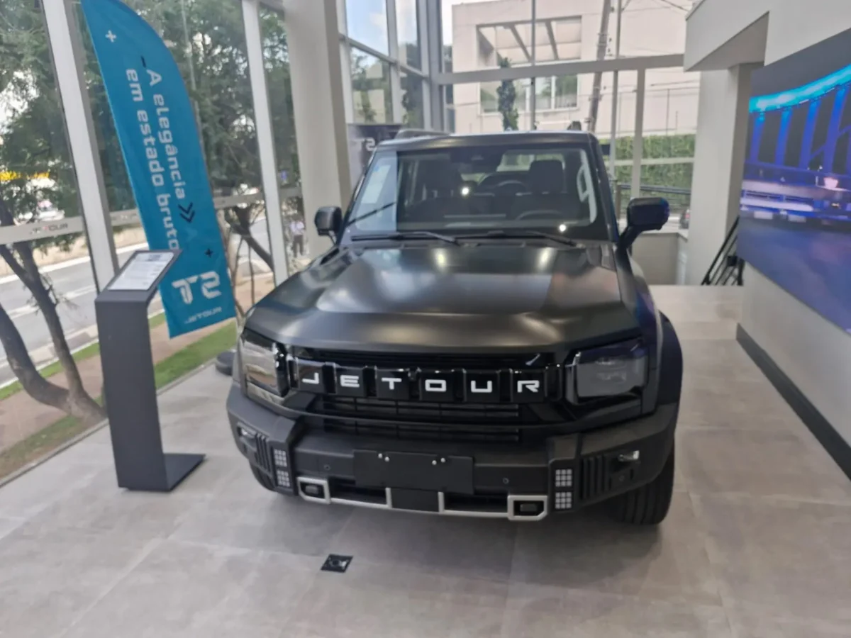 Jetour T2 2026 entrega potência e luxo, mas será que vale os R$ 300 mil?