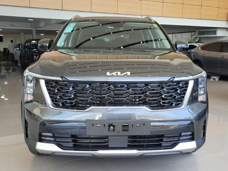 Kia Sorento 2026 aposta em conforto premium e deixa o off-road pesado para rivais como SW4 e Haval H9