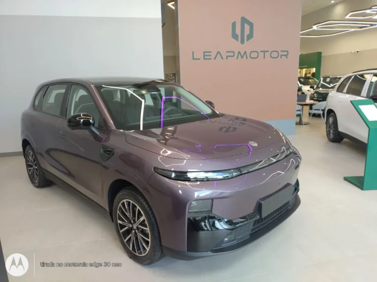 Leapmotor B10 chega ao Brasil com espaço, tecnologia e proposta premium entre SUVs elétricos