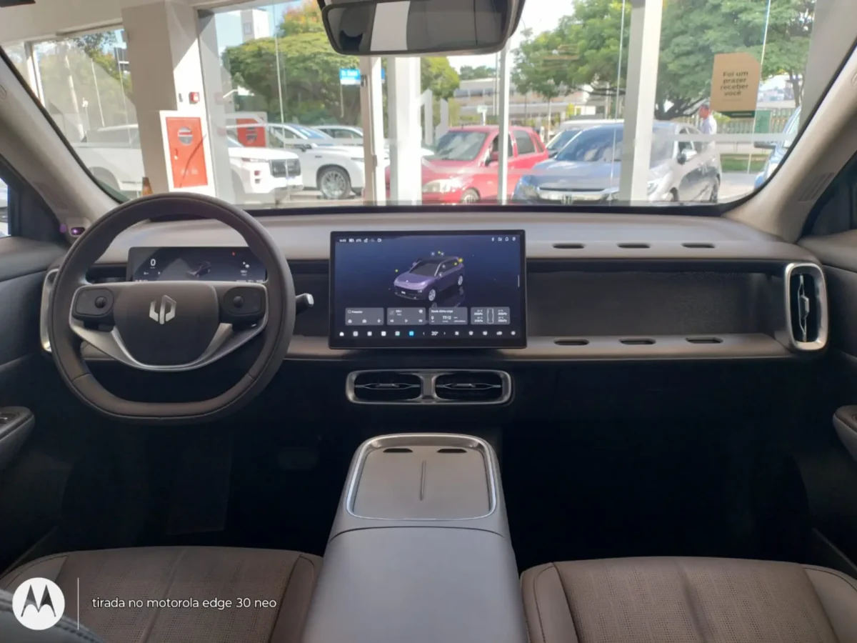 Leapmotor B10 BEV reúne atributos competitivos, porém um detalhe pode comprometer seu sucesso