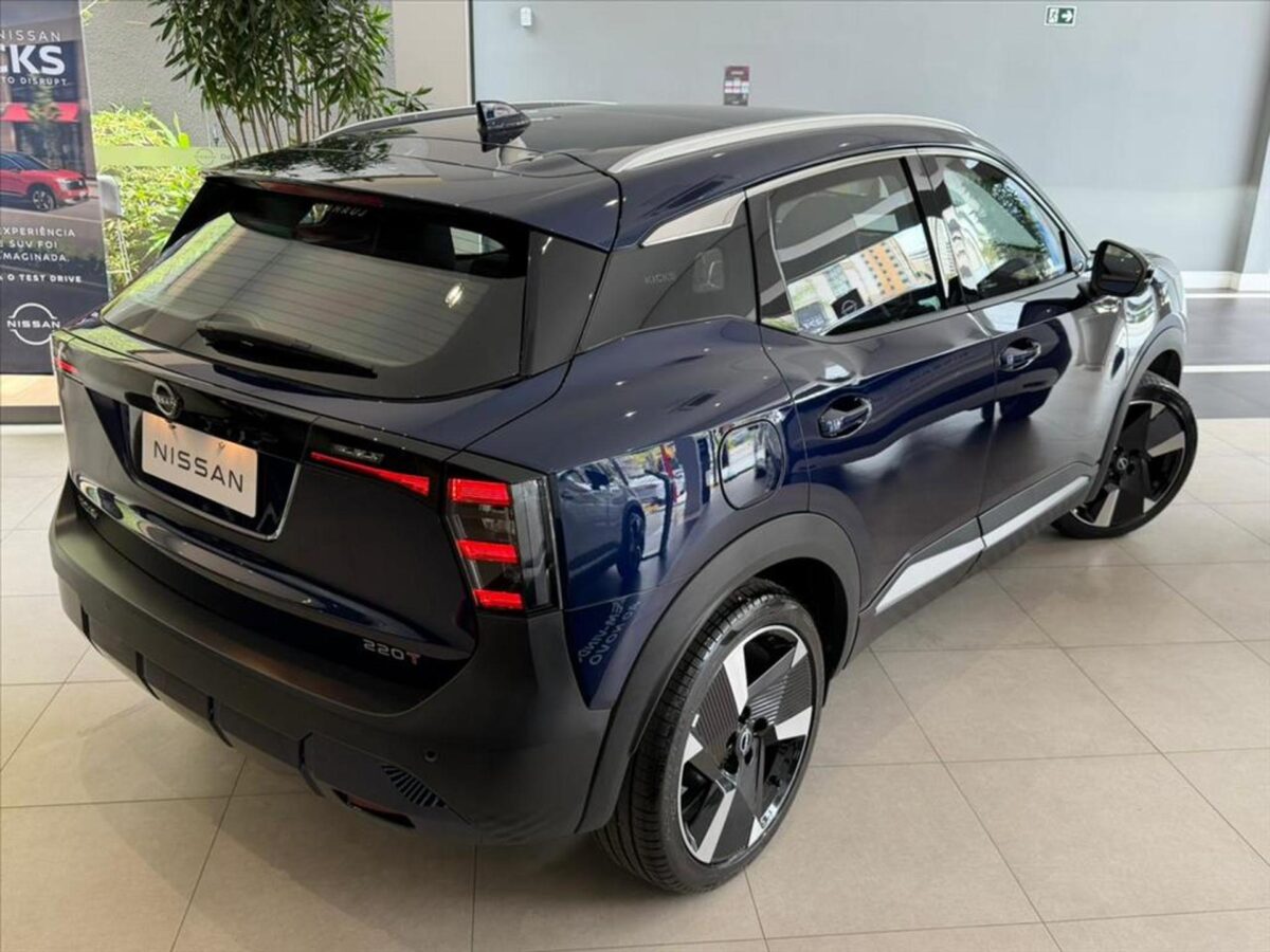 Nissan Kicks Platinum ou T-Cross Highline? Comparativo revela qual SUV vale mais em 2026