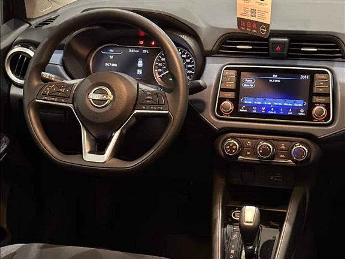 Nissan Versa Advance 2026 vale a pena? Descubra os pontos fortes e fracos do sedã