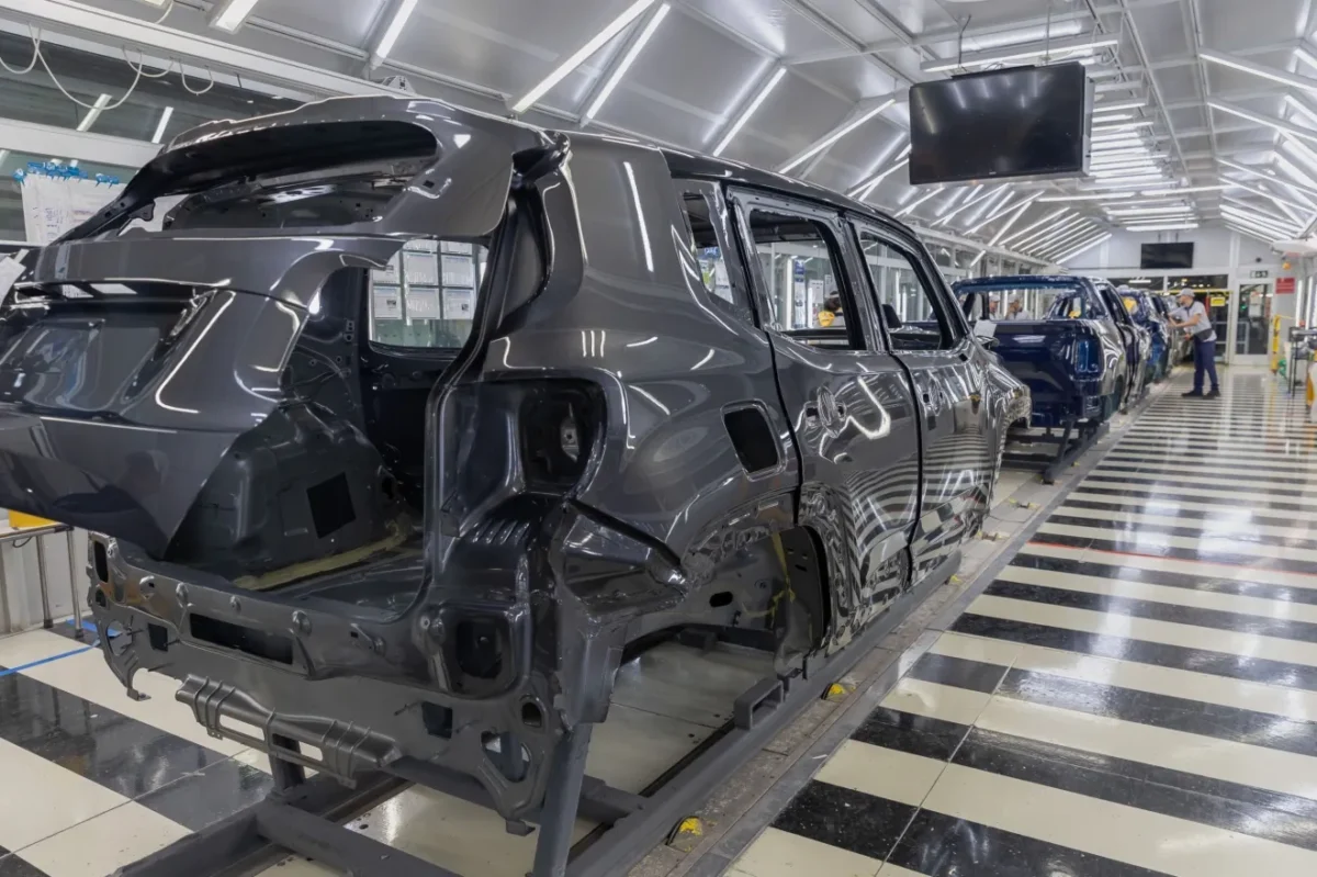 Stellantis prepara virada de € 60 bilhões e muda estratégia de marcas até 2030