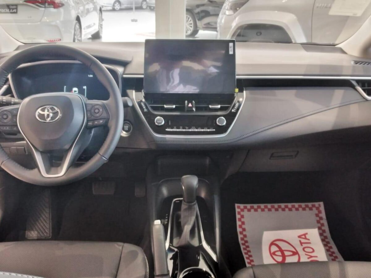 Novo Toyota Corolla XEi 2026 ainda vale a pena? Avaliamos a versão 2.0 Flex