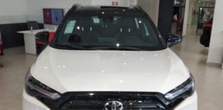 Avaliamos o Toyota Corolla Cross GR-Sport 2026: Confira todos os detalhes