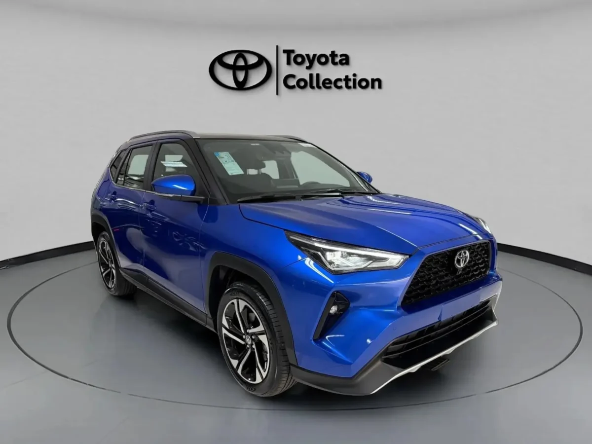 Novo Yaris Cross híbrido da Toyota vale a pena? Pontos fortes e fraquezas do SUV