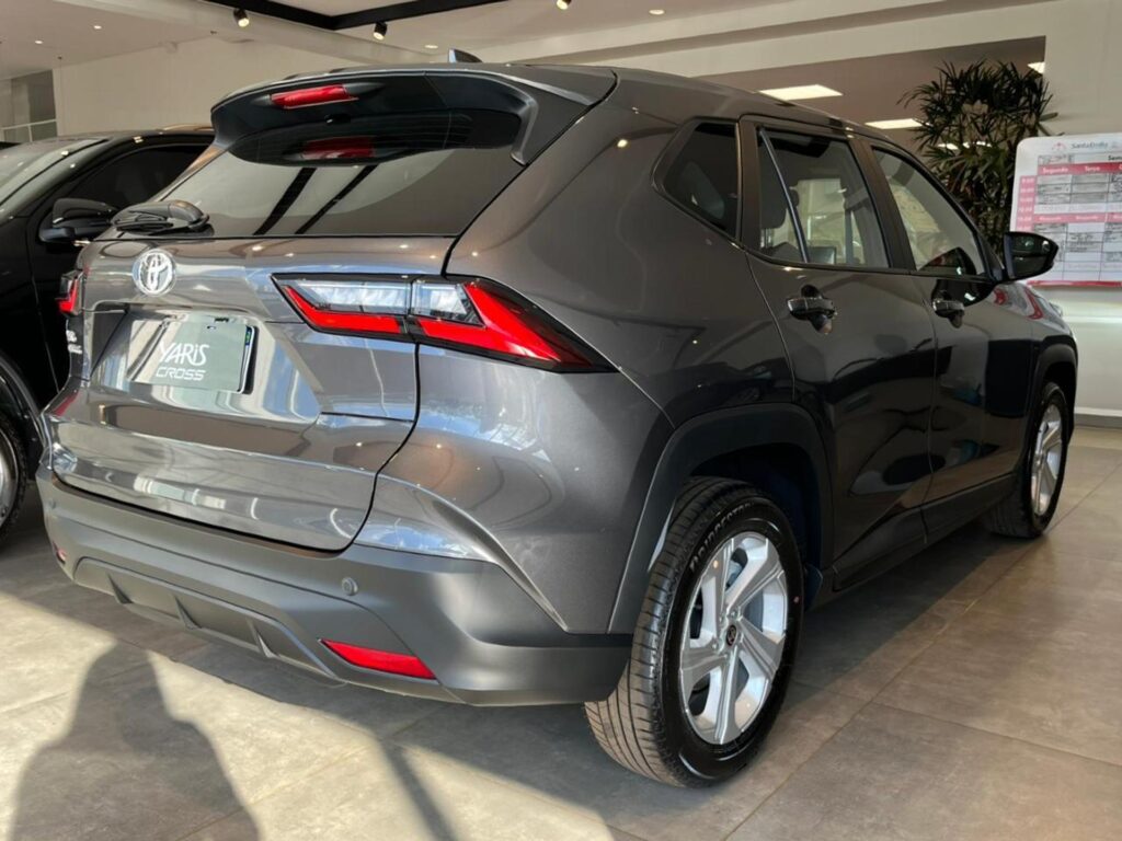 Toyota Yaris Cross XR 2026 em detalhes: os destaques positivos e negativos