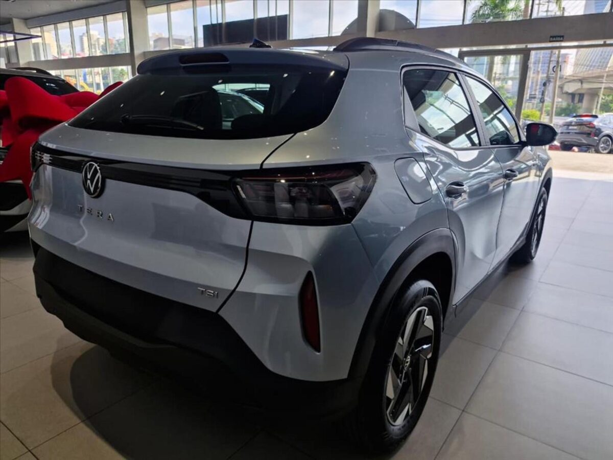 Volkswagen Tera TSI 2026 surpreende: turbo, manual e mais divertido que muito elétrico