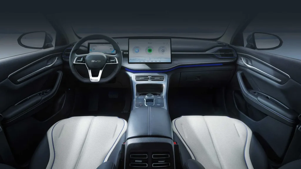 Testamos o BYD King em uma viagem; veja consumo, autonomia e recarga