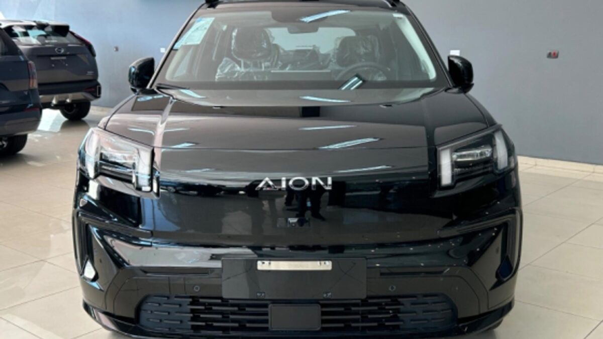 GAC Aion V tem alta de 137,6% em maio e bate recorde de desempenho no Brasil