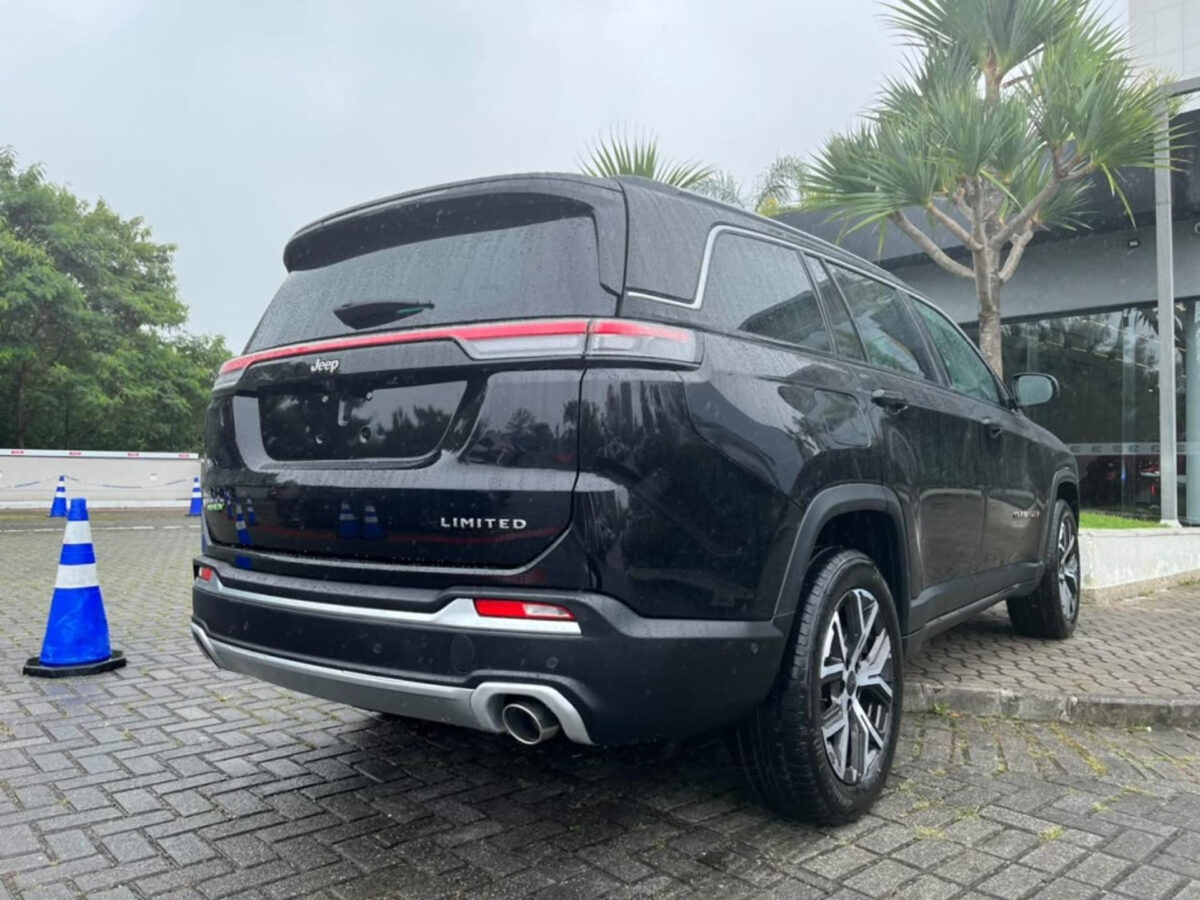 Jeep Commander Limited T270 MHEV 2027: preço, equipamentos e ficha técnica