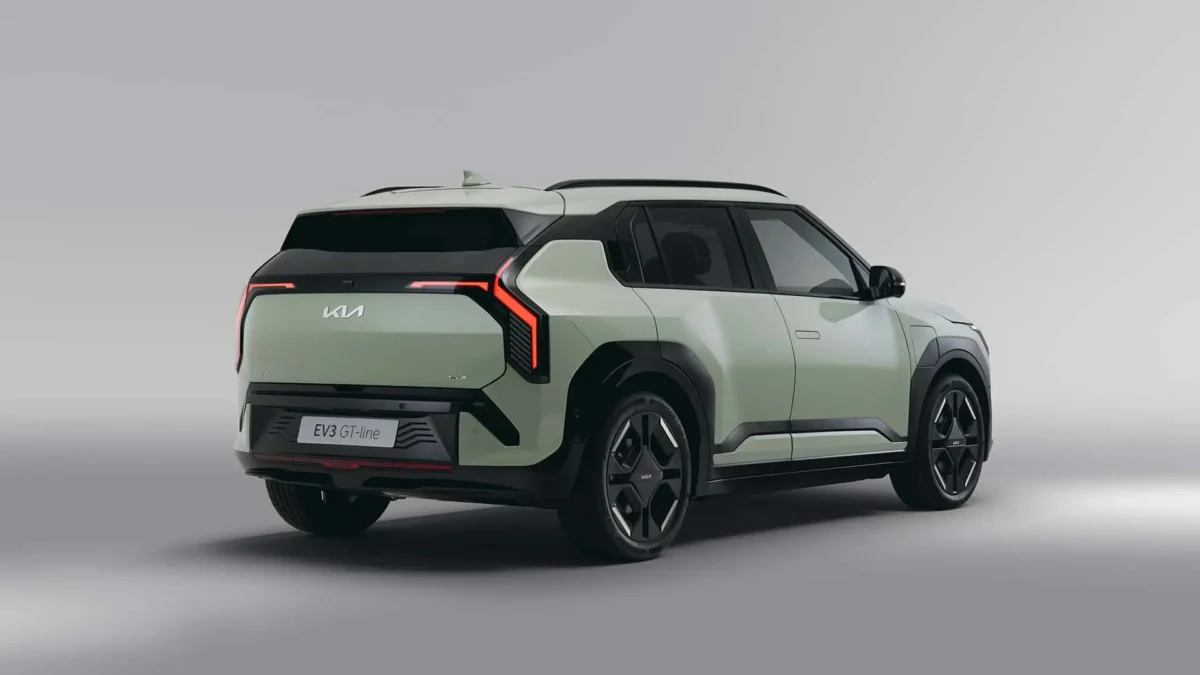 Kia EV3 2026 impressiona com até 600 km de autonomia; vale a pena?