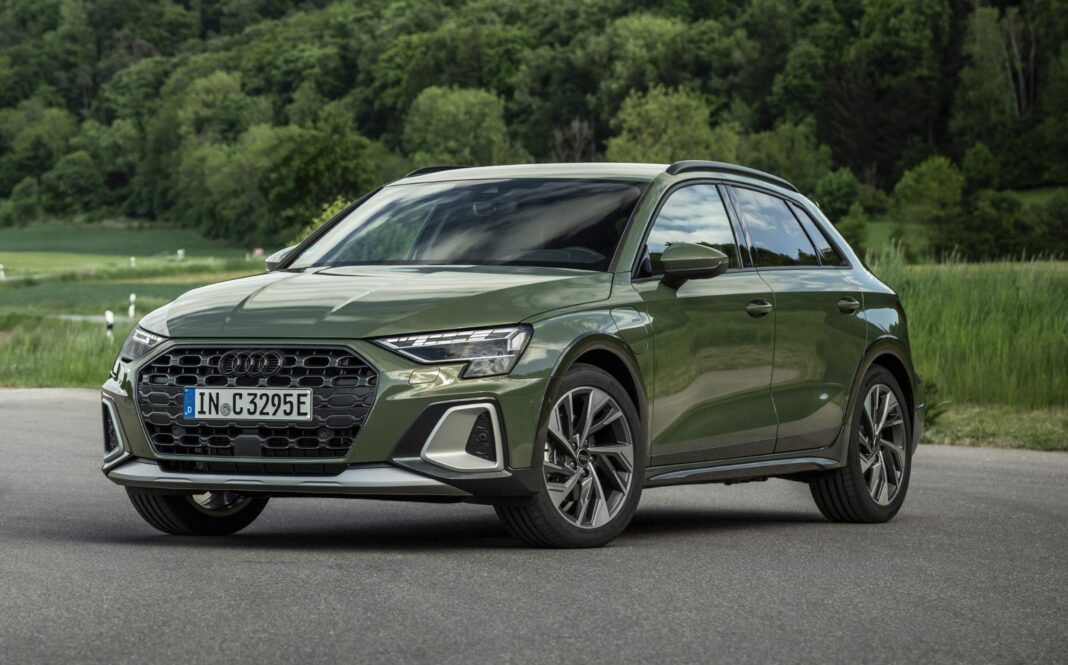 Audi A3 2027 estreia novo interior com painel de telas curvas Audi A3 2027 estreia novo interior com painel de telas curvas