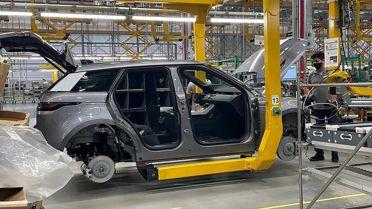 Land Rover encerra operações industriais em Itatiaia (RJ) e fábrica pode mudar de mãos