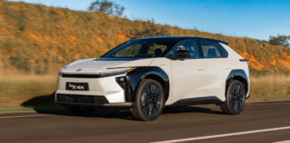 Toyota bZ4X 2026 chega ao Brasil; veja as primeiras impressões do SUV elétrico