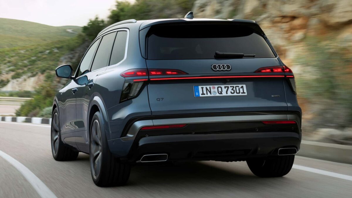 Audi renova o Q7 2027: SUV traz 299 cv, tecnologia de ponta e opção para 7 lugares