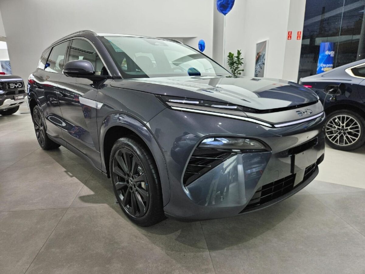BYD Atto 8 2027: vale a pena investir quase R$ 400 mil no SUV elétrico?