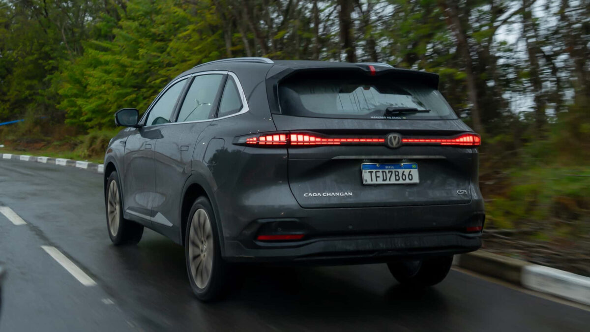 Caoa Changan comemora 5 mil vendas em três meses e reduz preço do CS75 em R$ 20 mil